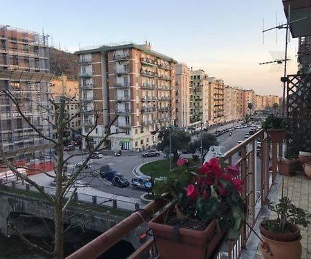 Casa Family & Friends Bed and Breakfast Σαλέρνο Εξωτερικό φωτογραφία