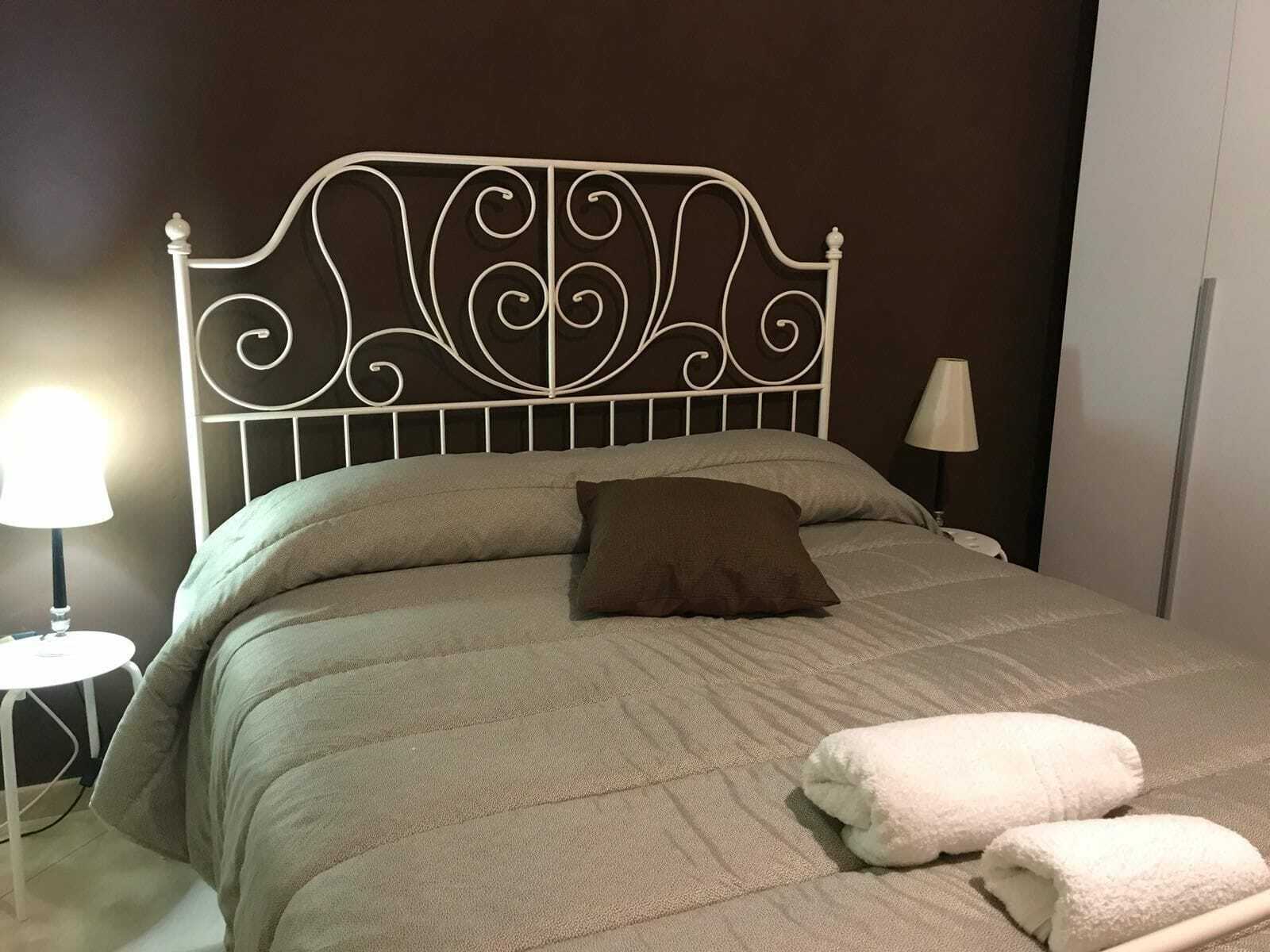 Casa Family & Friends Bed and Breakfast Σαλέρνο Εξωτερικό φωτογραφία